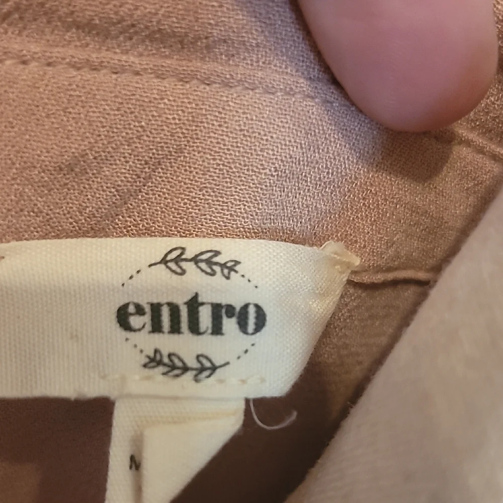 Entro Blouse in Warm Tan - Picture 2 of 4